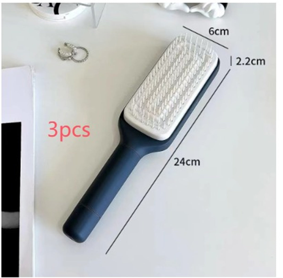 Never pull hair out of your brush again - clean in 2 seconds