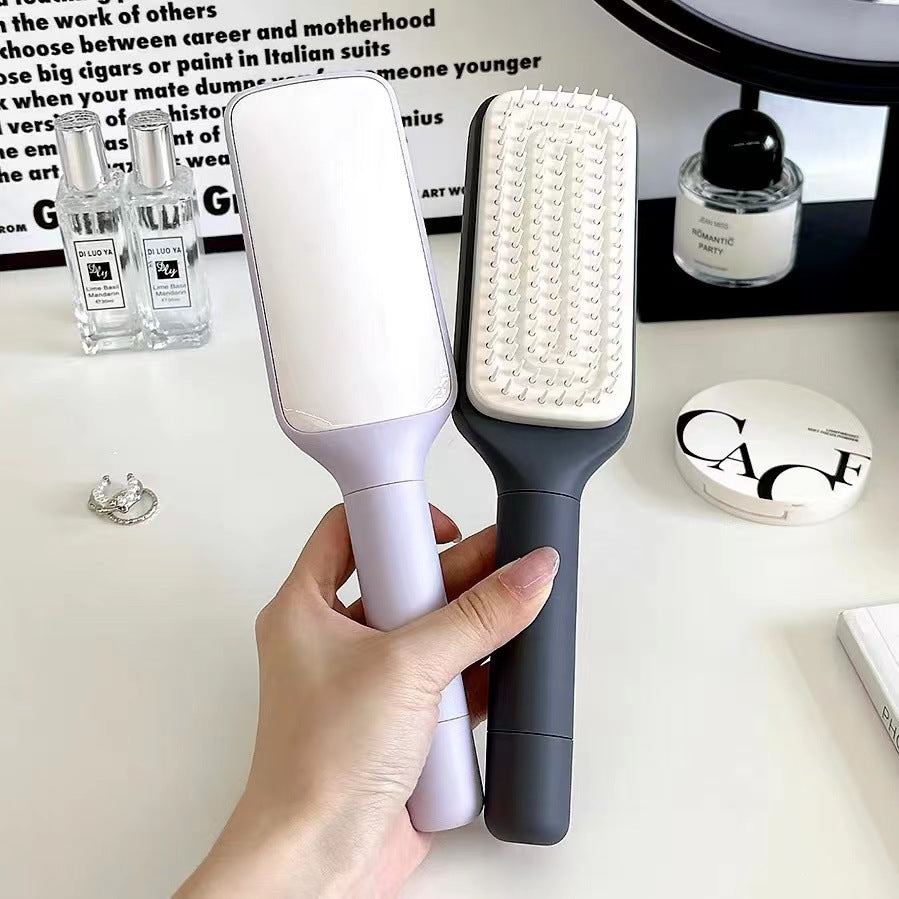 Never pull hair out of your brush again - clean in 2 seconds